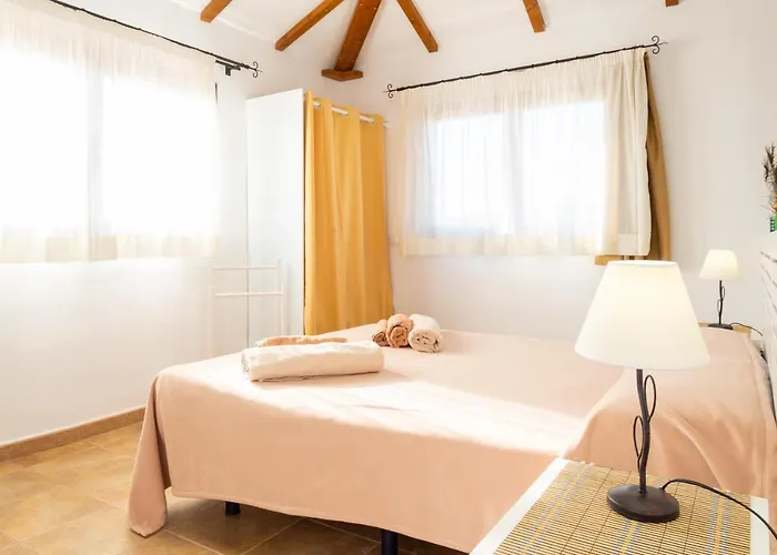 Arriba * לאחארס