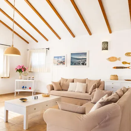 Arriba فيلة لاجاريس