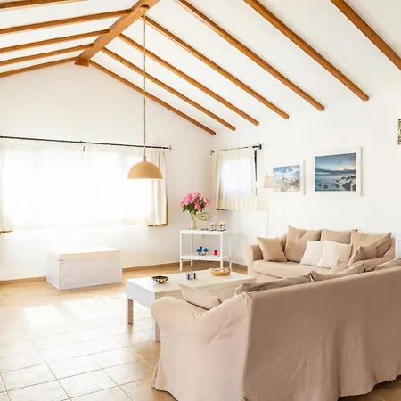 Вилла Arriba Лахарес