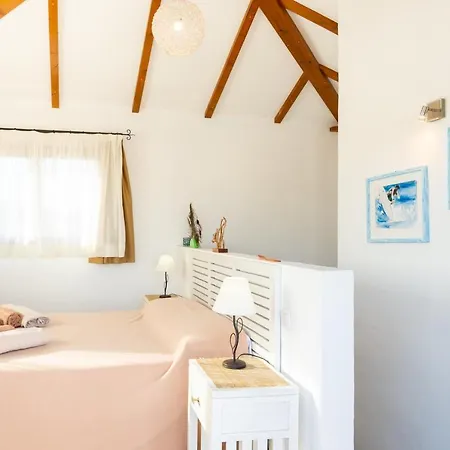 Arriba Вилла Лахарес